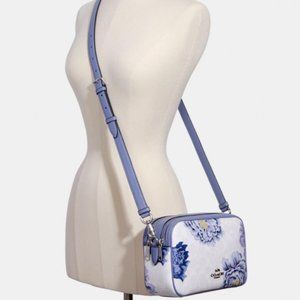 JES CROSSBODY IN SIGNATURE CANVAS WITH KAFFE FASSE